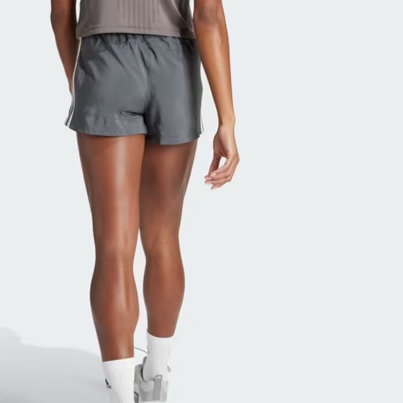 adidas Women's Pacer Woven Training Shorts NWT - Picture 4 of 12